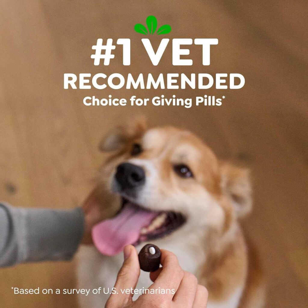 Veterinarian recommended dog treat pouch for stress-free capsule medication delivery.